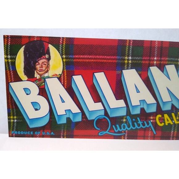 Ballantine California Fruits Scottish Plaid Marching Band Man Crate Label 1960's - Picture 1 of 3